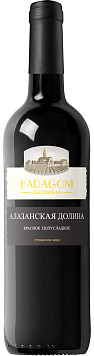 Вино Бадагони Алазанская Долина красное полусладкое